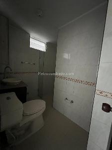 Apartamento de 3 alcobas en venta en Cañaveralejo, Cali, 115 m² · foto 9 de 16