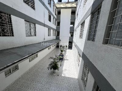 Apartamento de 3 alcobas en venta en Cañaveralejo, Cali, 115 m² · foto 14 de 16