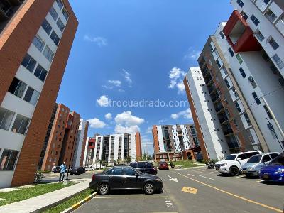 Apartamento de 2 alcobas en venta en Cañasgordas, Cali, 62 m² · foto 2 de 17