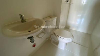 Apartamento de 2 alcobas en venta en Cañasgordas, Cali, 62 m² · foto 13 de 17