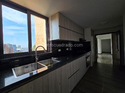 Apartamento de 3 alcobas en venta en Juanambu, Cali, 169 m² · foto 13 de 20