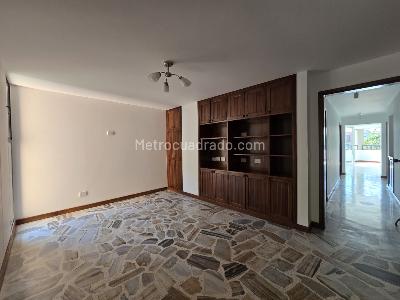 Apartamento de 3 alcobas en venta en Juanambu, Cali, 169 m² · foto 15 de 20