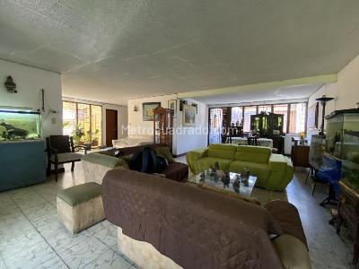 Casa de 5 alcobas en venta en La Flora, Cali, 200 m² · foto 14 de 15