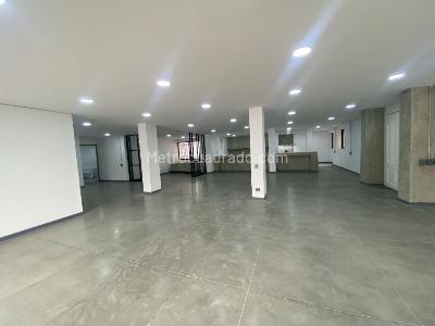 Apartamento de 2 alcobas en venta en La Arboleda, Cali, 278 m² · foto 12 de 20