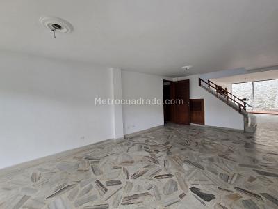 Casa de 4 alcobas en venta en Nueva Tequendama, Cali, 209 m² · foto 4 de 20