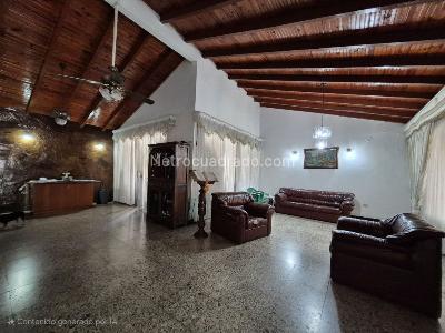 Casa de 4 alcobas en venta en La Flora, Cali, 220 m² · foto 7 de 20