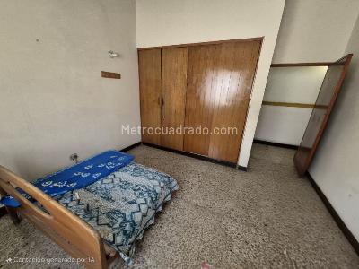 Casa de 4 alcobas en venta en La Flora, Cali, 220 m² · foto 19 de 20
