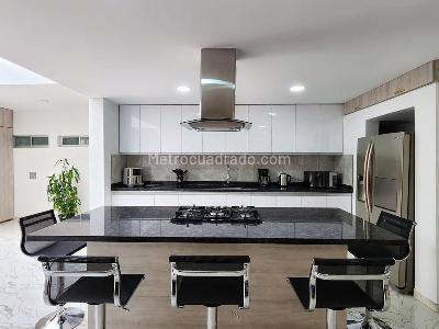 Casa de 3 alcobas en arriendo en Santa Monica Residencial, Cali, 450 m² · foto 17 de 20