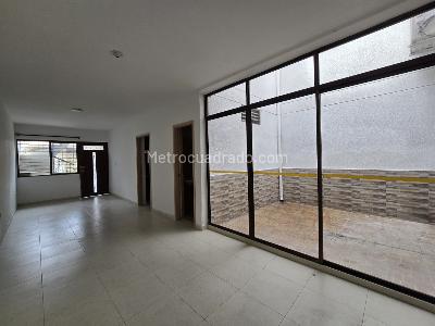 Casa de 5 alcobas en venta en Junin, Cali, 210 m² · foto 2 de 15