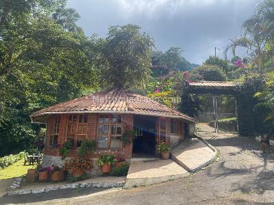 Casa de 4 alcobas en venta en Corregimiento La Elvira, Cali, 1648 m² · foto 4 de 12
