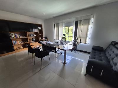 Apartamento de 3 alcobas en venta en Ciudad Jardin, Cali, 190 m² · foto 11 de 20