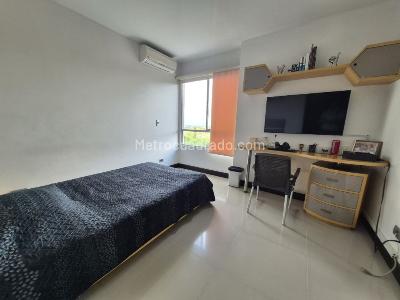 Apartamento de 3 alcobas en venta en Ciudad Jardin, Cali, 190 m² · foto 19 de 20