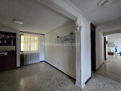 Apartamento de 4 alcobas en venta en Tejares, Cali, 212 m² · foto 12 de 20