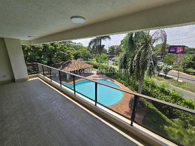 Apartamento de 4 alcobas en venta en La Flora, Cali, 185 m² · foto 2 de 20