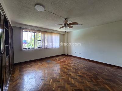 Apartamento de 4 alcobas en venta en La Flora, Cali, 185 m² · foto 12 de 20