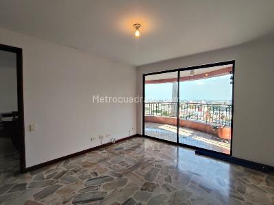Apartamento en venta en Granada, Cali · foto 10 de 20