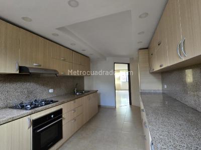 Apartamento en venta en Prados Del Norte, Cali · foto 6 de 20