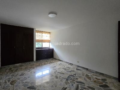 Apartamento en venta en Prados Del Norte, Cali · foto 14 de 20