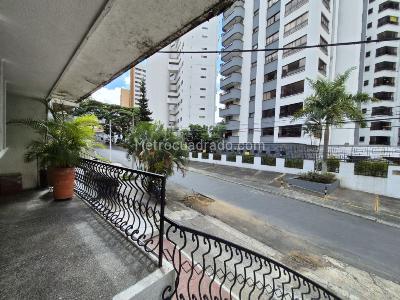 Casa de 5 alcobas en venta en Santa Teresita, Cali, 550 m² · foto 3 de 20