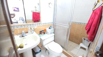 Casa de 5 alcobas en venta en Santa Teresita, Cali, 550 m² · foto 10 de 20