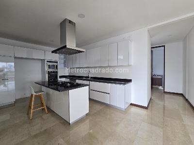 Apartamento de 3 alcobas en venta en Santa Rita, Cali, 228 m² · foto 9 de 20