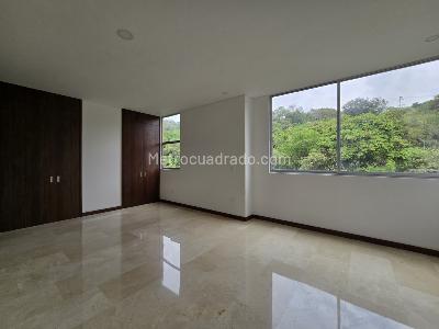 Apartamento de 3 alcobas en venta en Santa Rita, Cali, 228 m² · foto 15 de 20