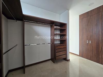 Apartamento de 3 alcobas en venta en Santa Rita, Cali, 228 m² · foto 20 de 20
