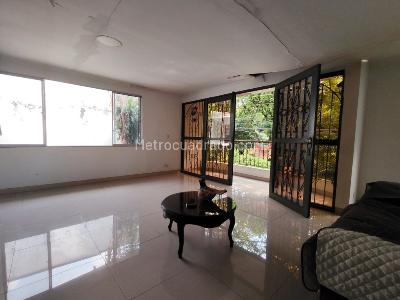 Casa de 5 alcobas en venta en Tequendama, Cali, 269 m² · foto 16 de 20