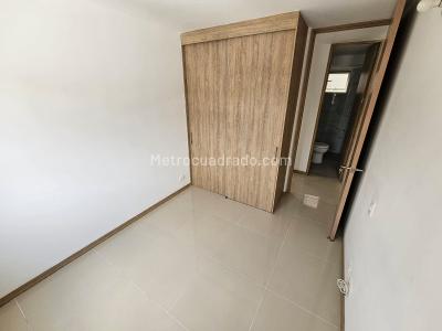 Apartamento de 2 alcobas en venta en Valle Del Lili, Cali, 68 m² · foto 11 de 18