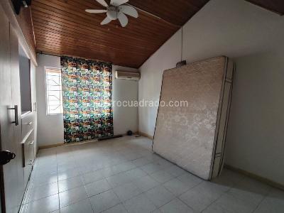 Casa de 3 alcobas en venta en Urbanizacion La Merced, Cali, 185 m² · foto 13 de 17