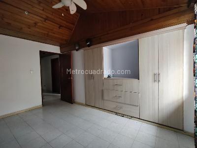 Casa de 3 alcobas en venta en Urbanizacion La Merced, Cali, 185 m² · foto 16 de 17