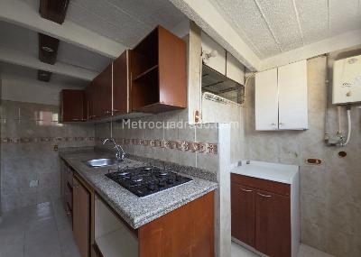 Apartamento de 2 alcobas en venta en Primero De Mayo, Cali, 62 m² · foto 5 de 14