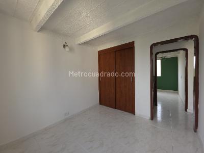Apartamento de 2 alcobas en venta en Primero De Mayo, Cali, 62 m² · foto 10 de 14