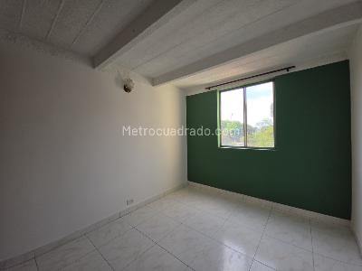 Apartamento de 2 alcobas en venta en Primero De Mayo, Cali, 62 m² · foto 11 de 14