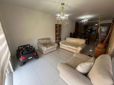 Apartamento de 3 alcobas en venta en Ciudad Jardin, Cali, 111 m² · foto 4 de 16