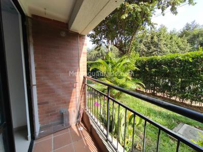 Apartamento de 2 alcobas en venta en Valle Del Lili, Cali, 60 m² · foto 3 de 17