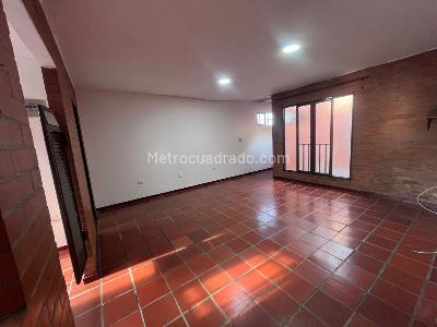 Apartamento en venta en Primero De Mayo, Cali · foto 9 de 18