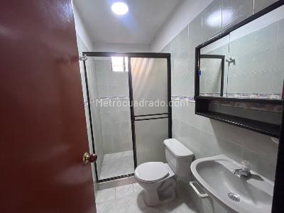 Apartamento en venta en Primero De Mayo, Cali · foto 14 de 18