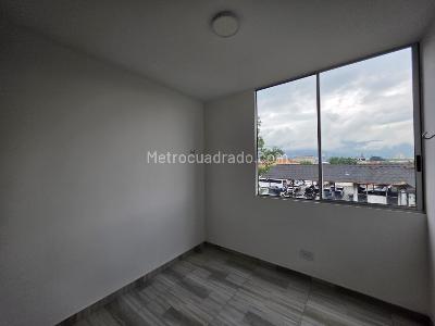 Apartamento en venta en Evaristo Garcia, Cali · foto 9 de 15