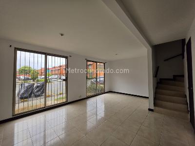 Casa de 4 alcobas en venta en Prados Del Limonar, Cali, 100 m² · foto 4 de 20