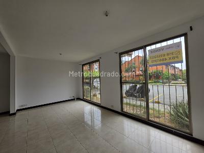 Casa de 4 alcobas en venta en Prados Del Limonar, Cali, 100 m² · foto 5 de 20