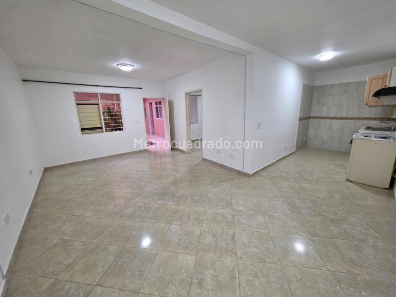 Casa – cali, Acueducto San Antonio, Comuna 3 - Más