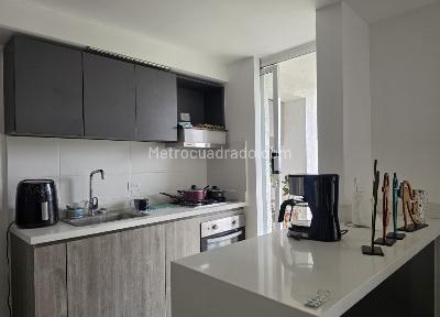 Apartamento de 3 alcobas en venta en Valle Del Lili, Cali, 77 m² · foto 2 de 20