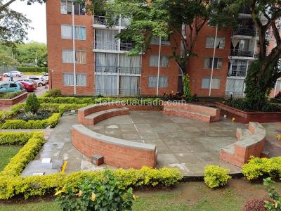 Apartamento de 2 alcobas en venta en Valle Del Lili, Cali, 55 m² · foto 12 de 13