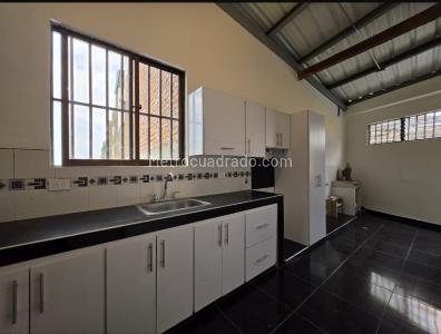 Apartamento de 3 alcobas en arriendo en Miraflores, Cali, 138 m² · foto 7 de 16