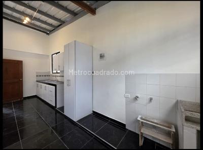 Apartamento de 3 alcobas en arriendo en Miraflores, Cali, 138 m² · foto 15 de 16