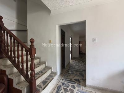 Casa de 5 alcobas en arriendo en El Trebol, Palmira, 139 m² · foto 5 de 13