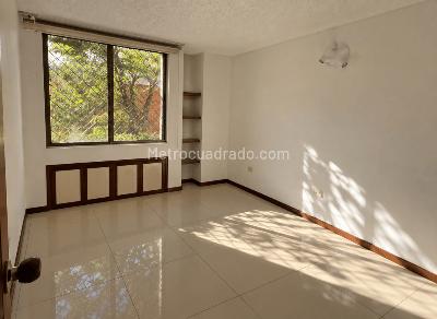 Apartamento de 3 alcobas en arriendo en El Ingenio, Cali, 100 m² · foto 9 de 15