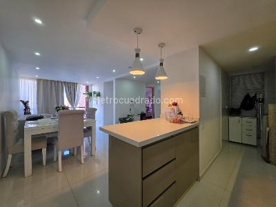 Apartamento de 2 alcobas en venta en Valle Del Lili, Cali, 66 m² · foto 2 de 15