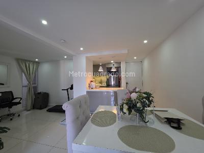 Apartamento de 2 alcobas en venta en Valle Del Lili, Cali, 66 m² · foto 3 de 15